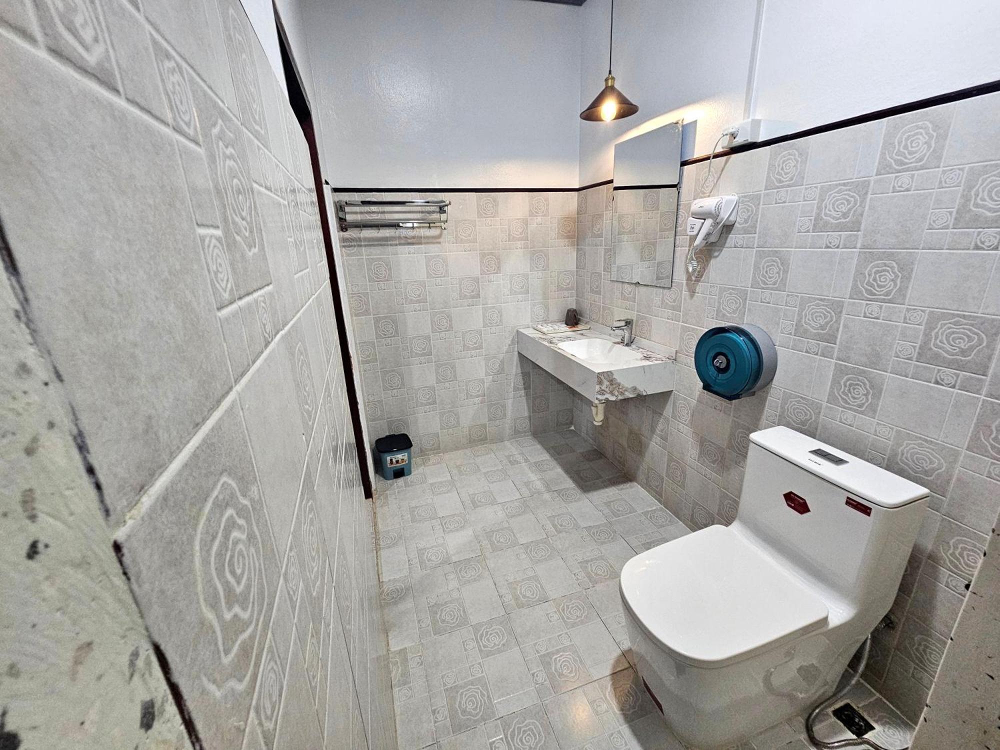 Win Hotel Ванг Виенг Екстериор снимка